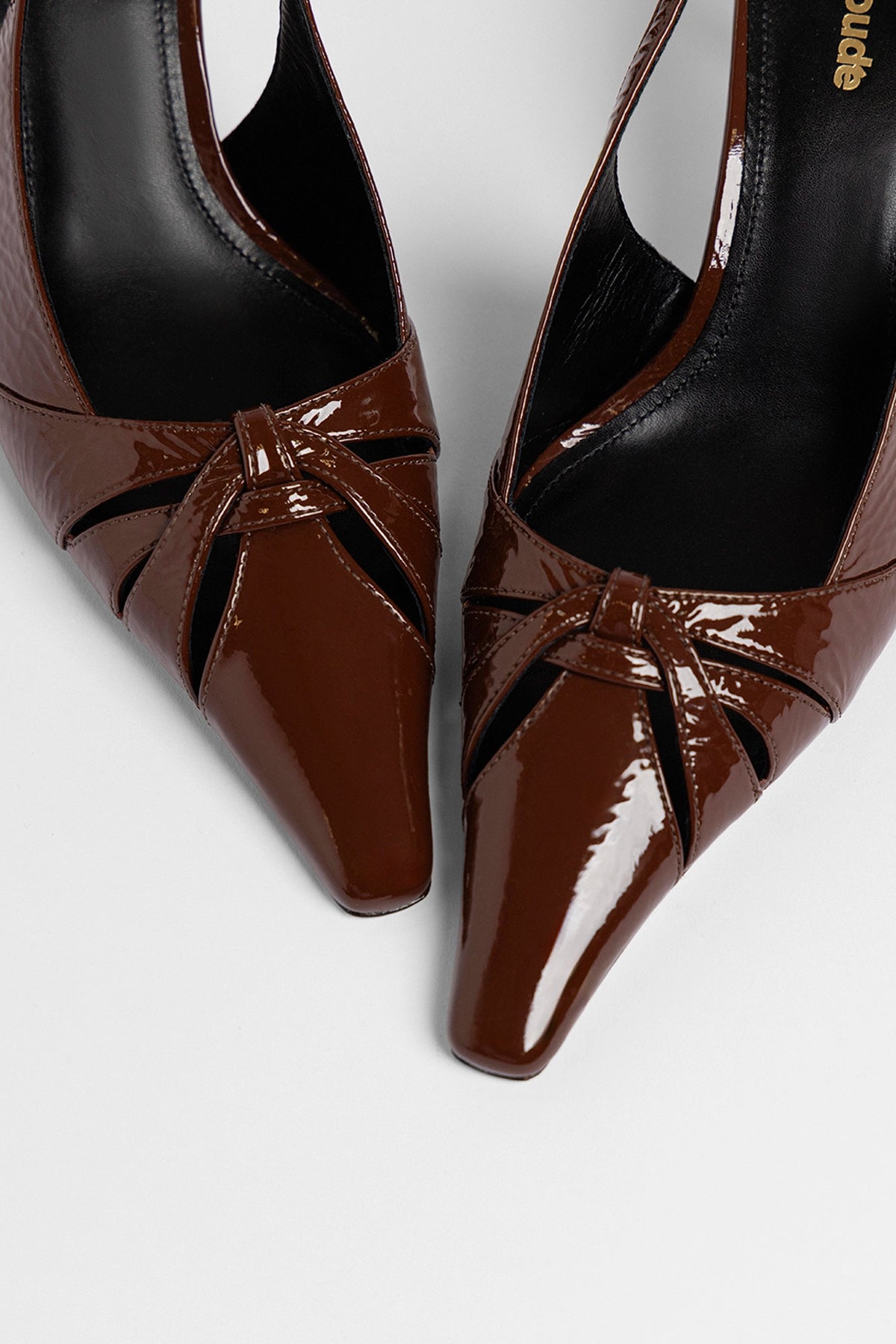 Larroude Kirstin Pump Oak Patent Leather