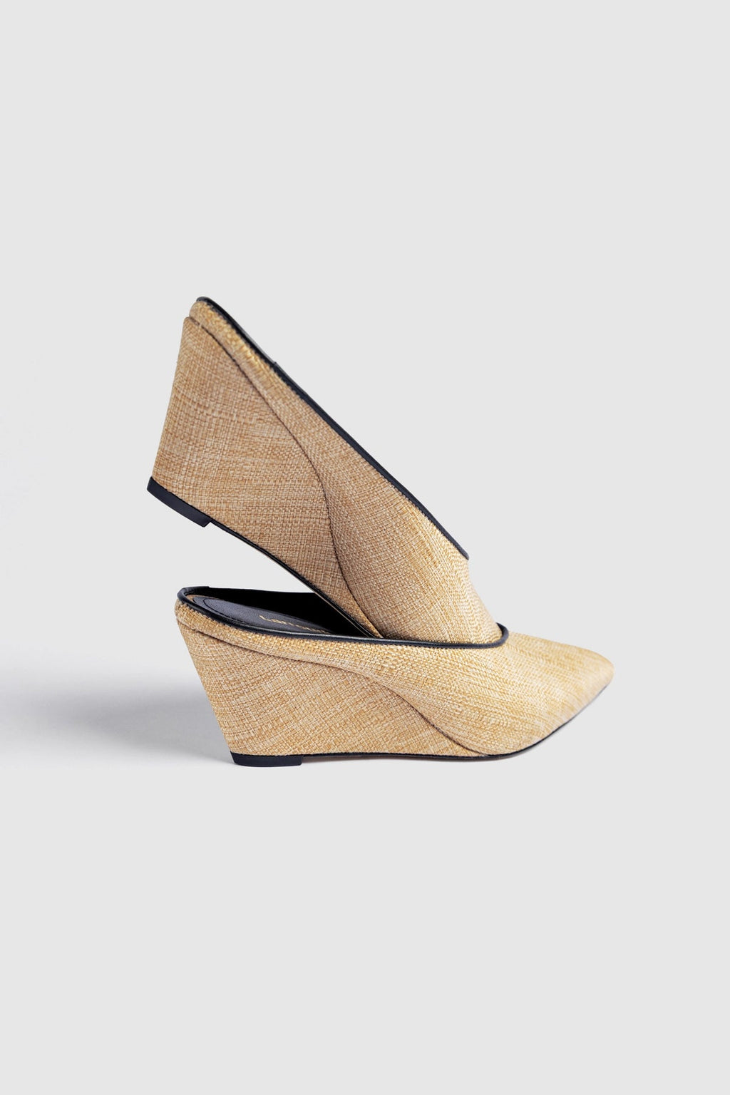 Larroude Loulou Mule Beige Raffia