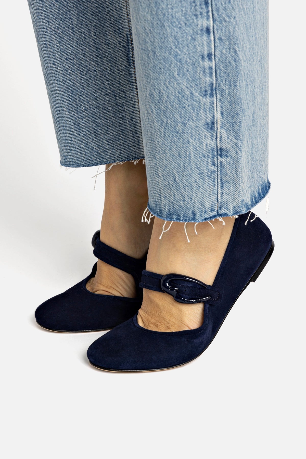 Larroude Verona Ballet Flat In Navy Suede