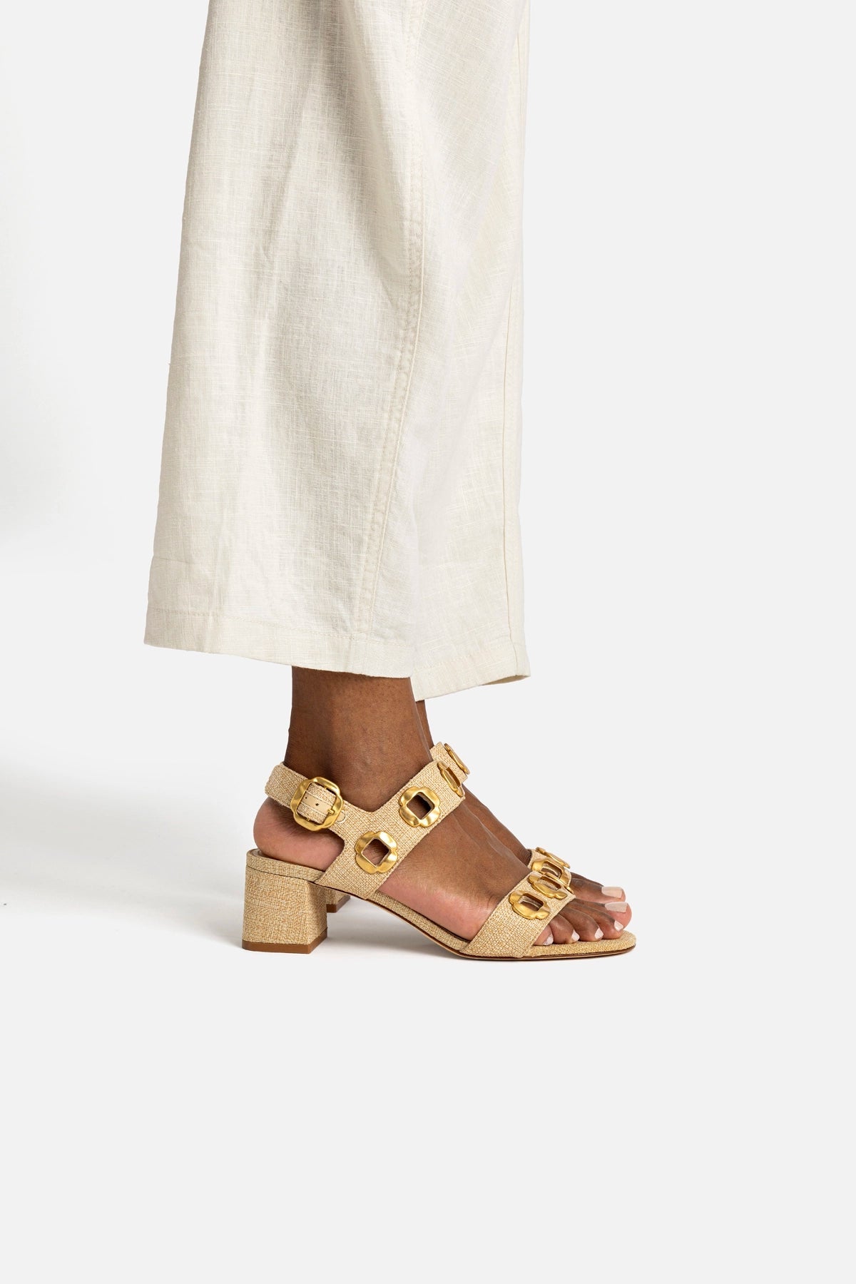 Larroude Milan Sandal In Beige Raffia