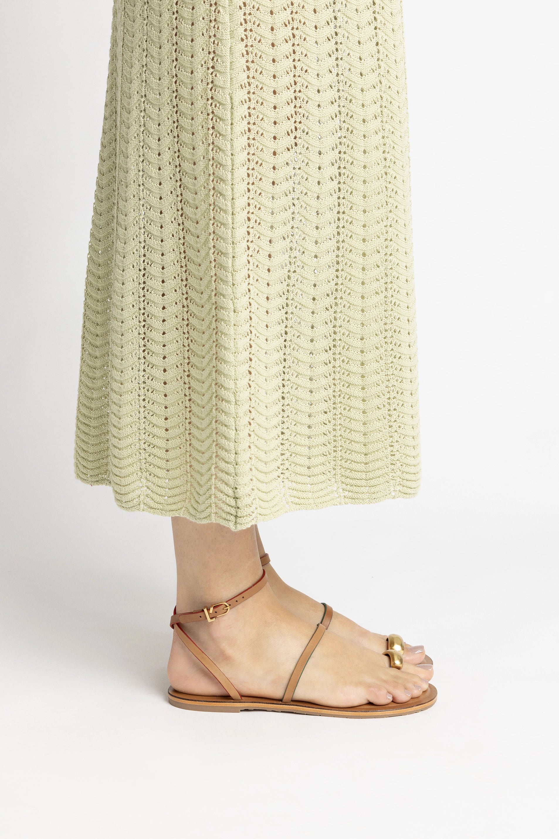 Larroude Biarritz Flat Sandal In Light Caramel Leather