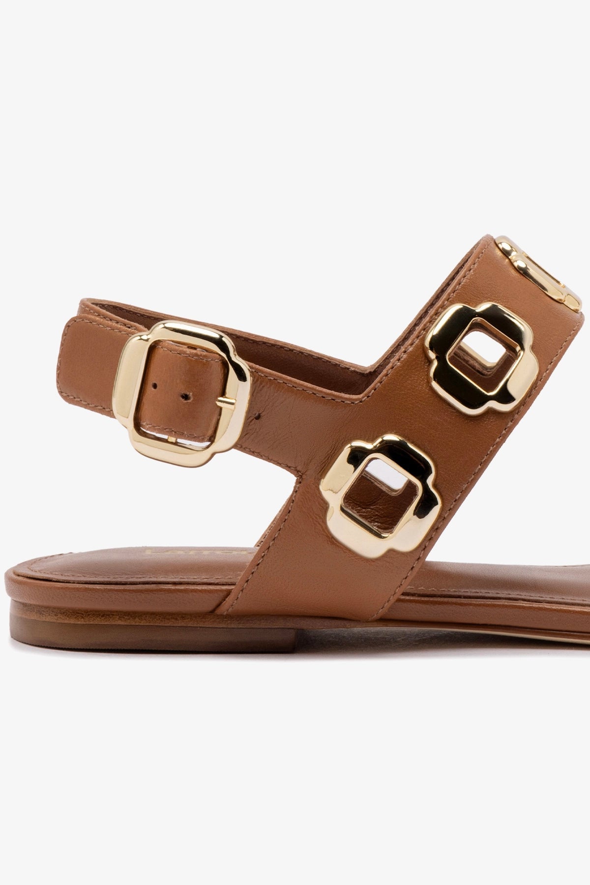 Larroude Milan Flat Sandal In Caramel Leather