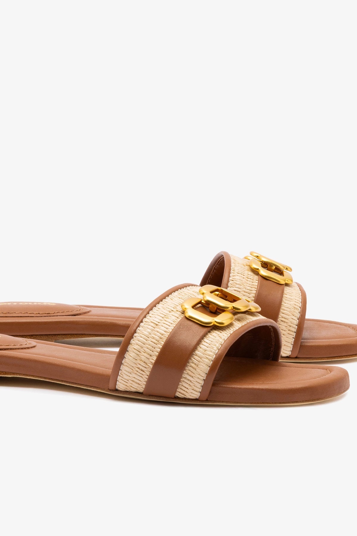 Larroude Franca Flat In Natural Raffia And Caramel Leather