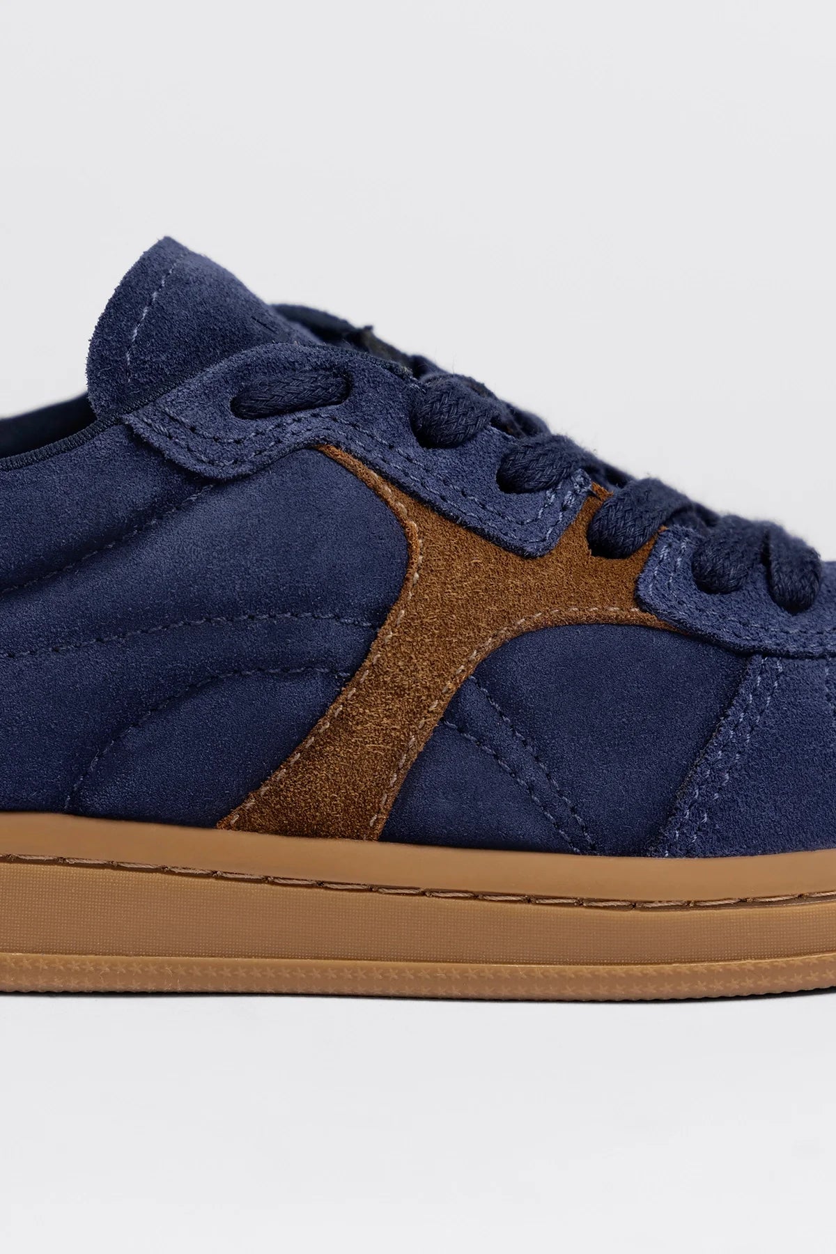 Larroude George Sneaker Navy Suede