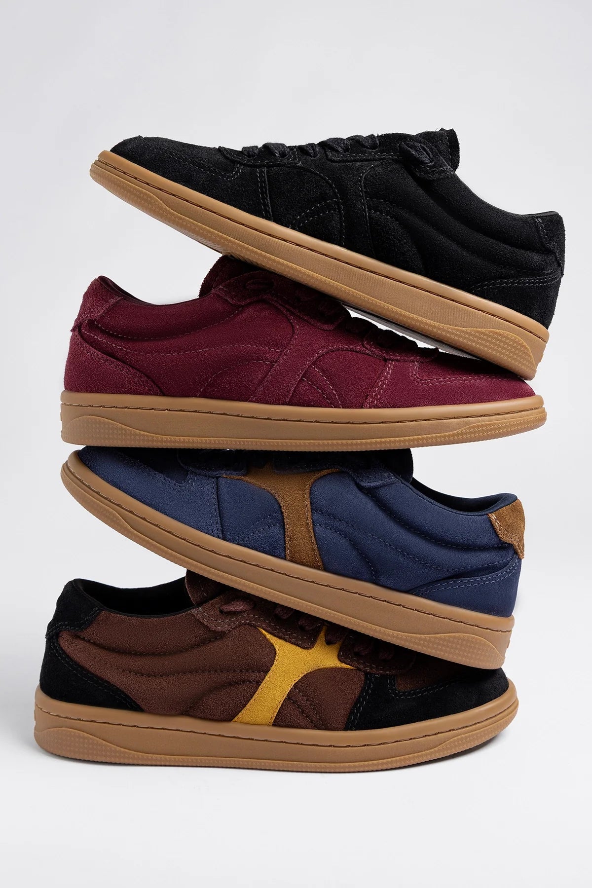 Larroude George Sneaker Black Suede