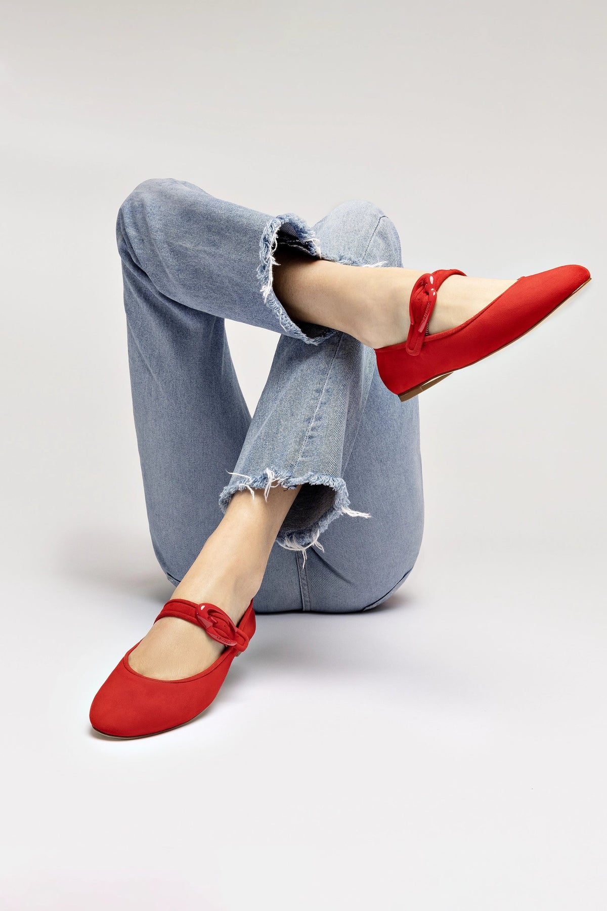 Larroude Verona Ballet Flat In Scarlet Suede