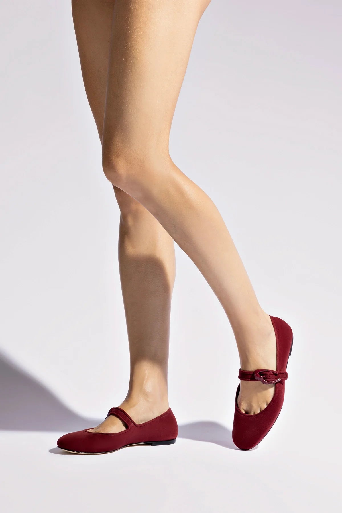 Larroude Verona Ballet Flat In Burgundy Suede
