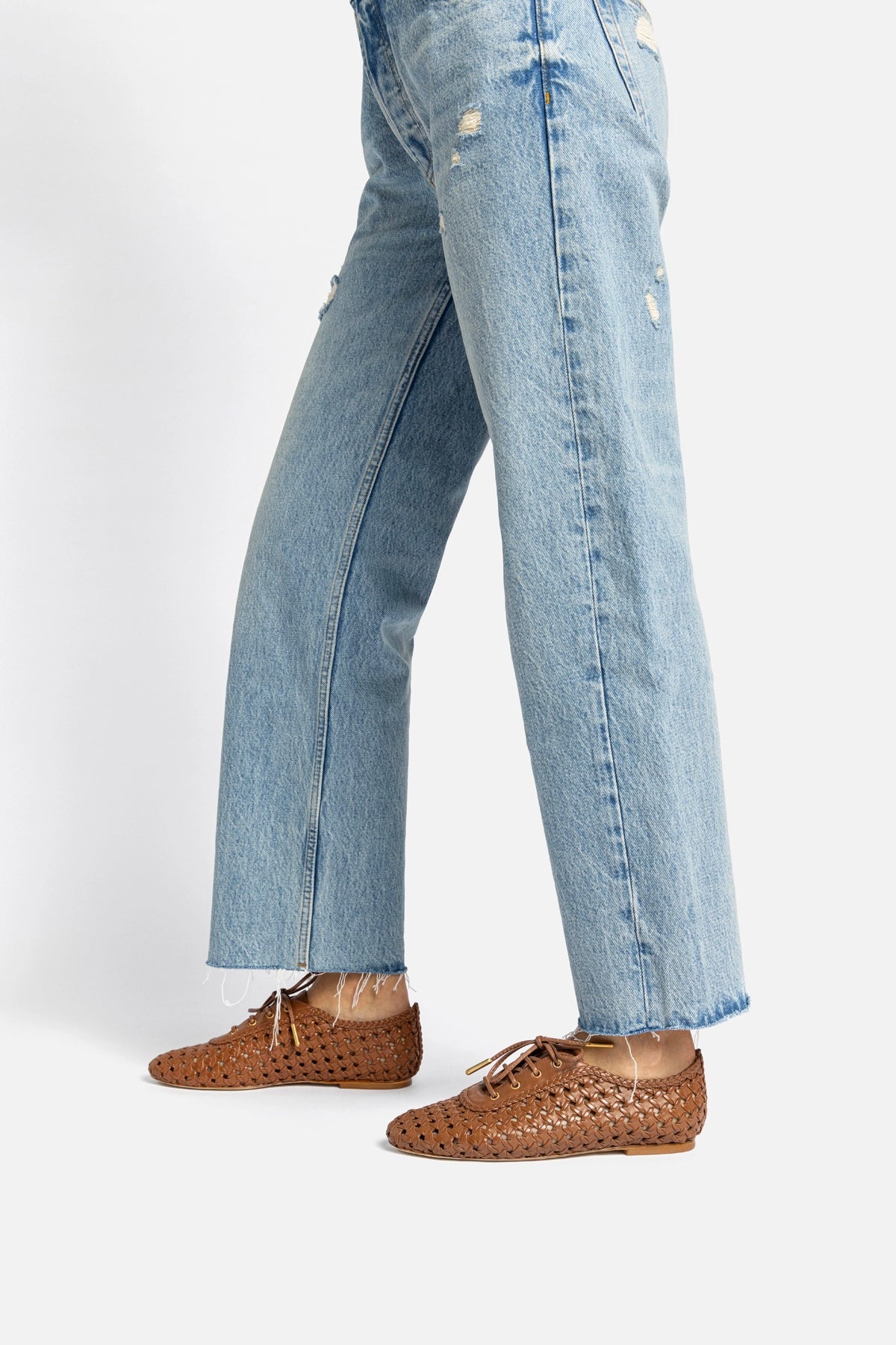 Larroude Liza Macrame Sneaker In Caramel Leather