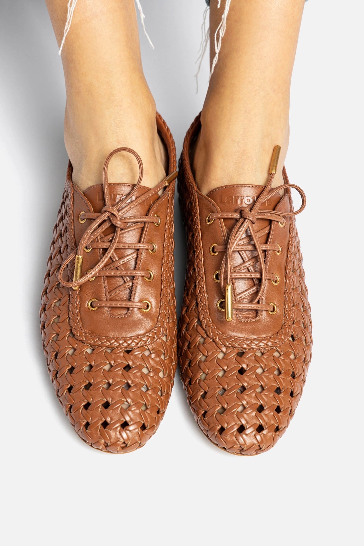 Larroude Liza Macrame Sneaker In Caramel Leather