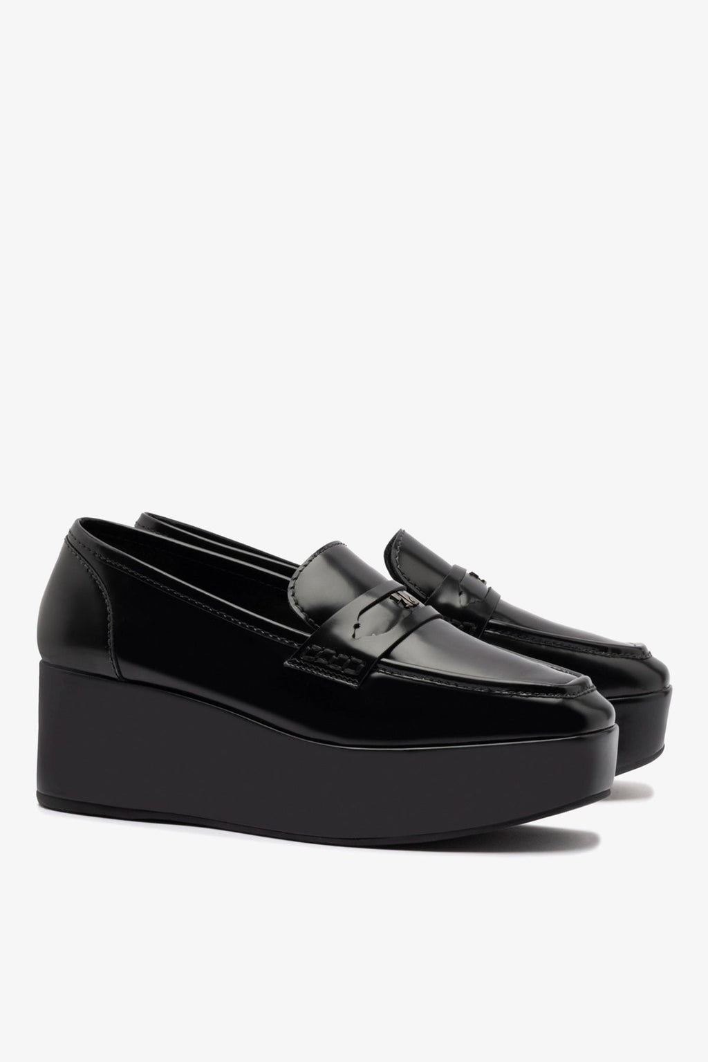 Larroude Suki Flatform Loafer In Black Box Leather