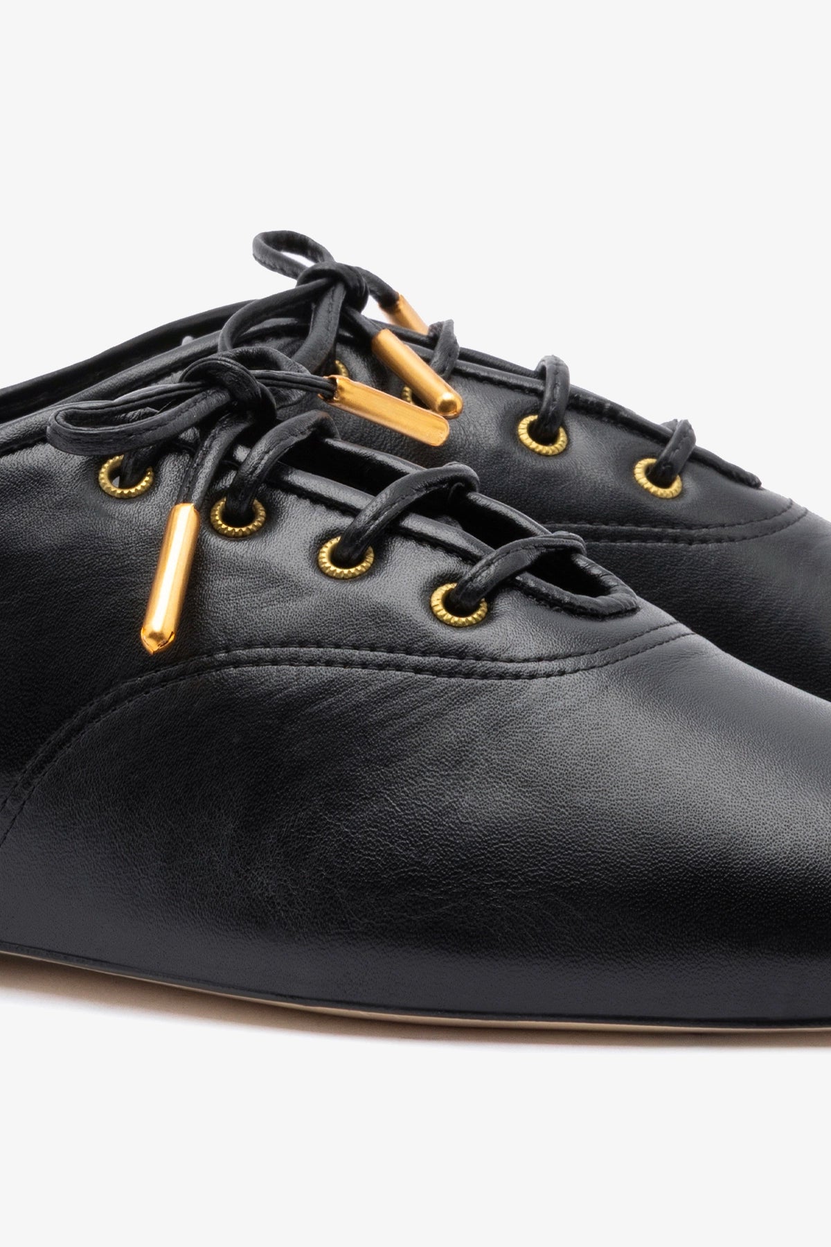 Larroude Liza Sneaker In Black Leather