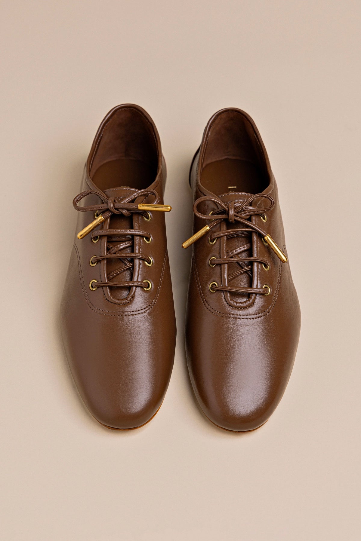Larroude Liza Sneaker In Burnt Umber Leather