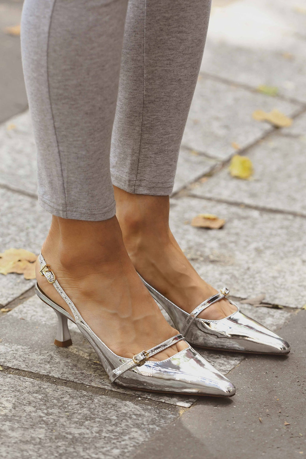 Larroude Ines Pump In Silver Specchio