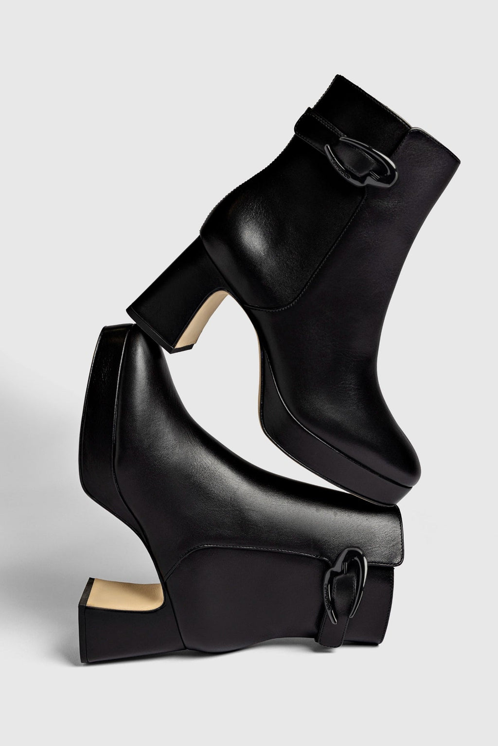 Larroude Dolly Verona Low Boot In Black Leather