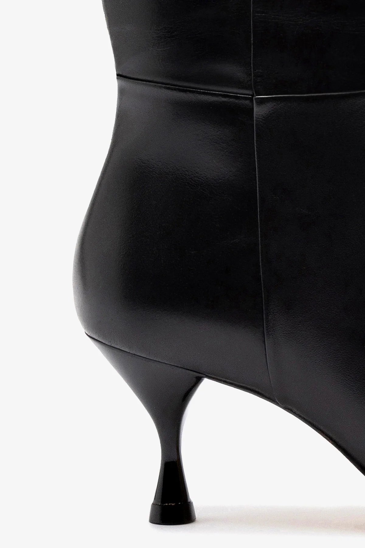 Larroude Georgia Boot In Black Leather