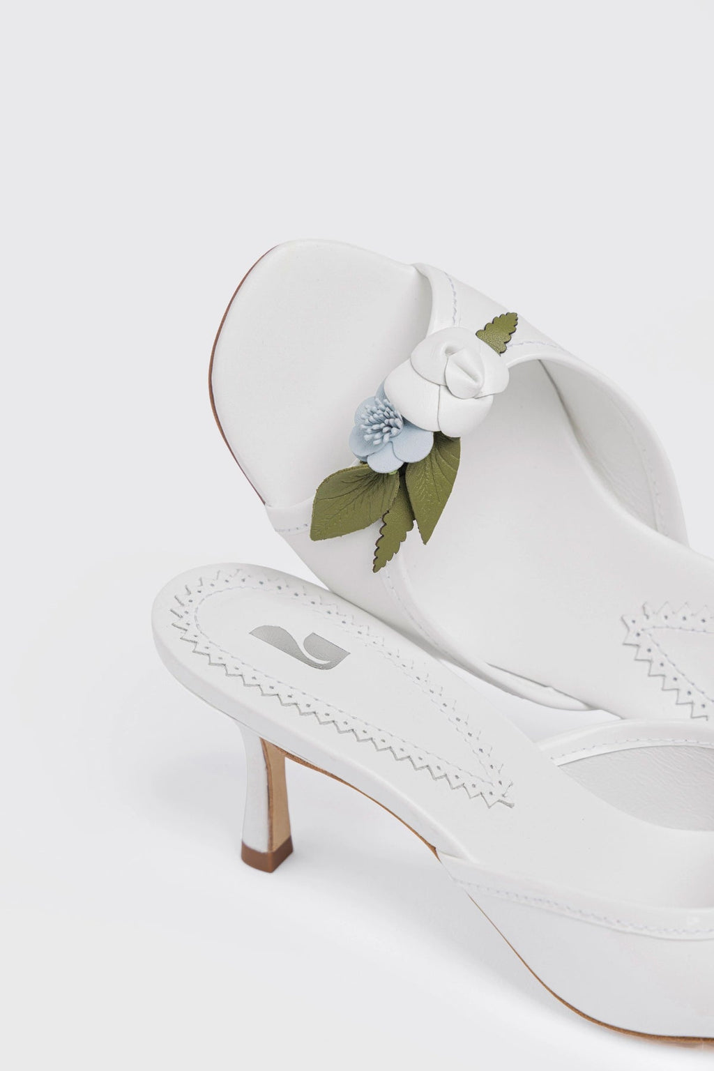 Larroude Juliette Mule White Leather