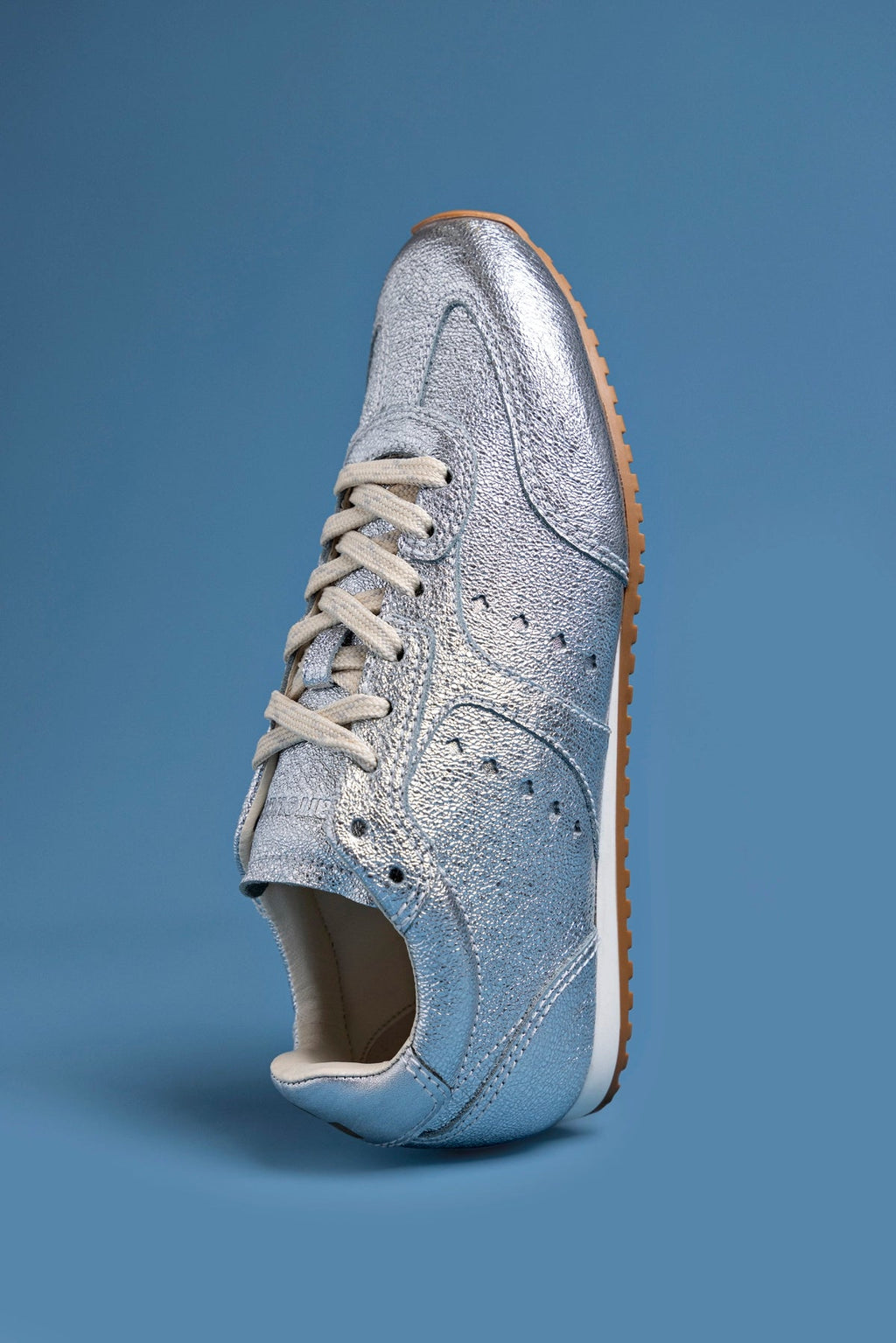 Larroude Stella Sneaker In Silver Metallic Leather