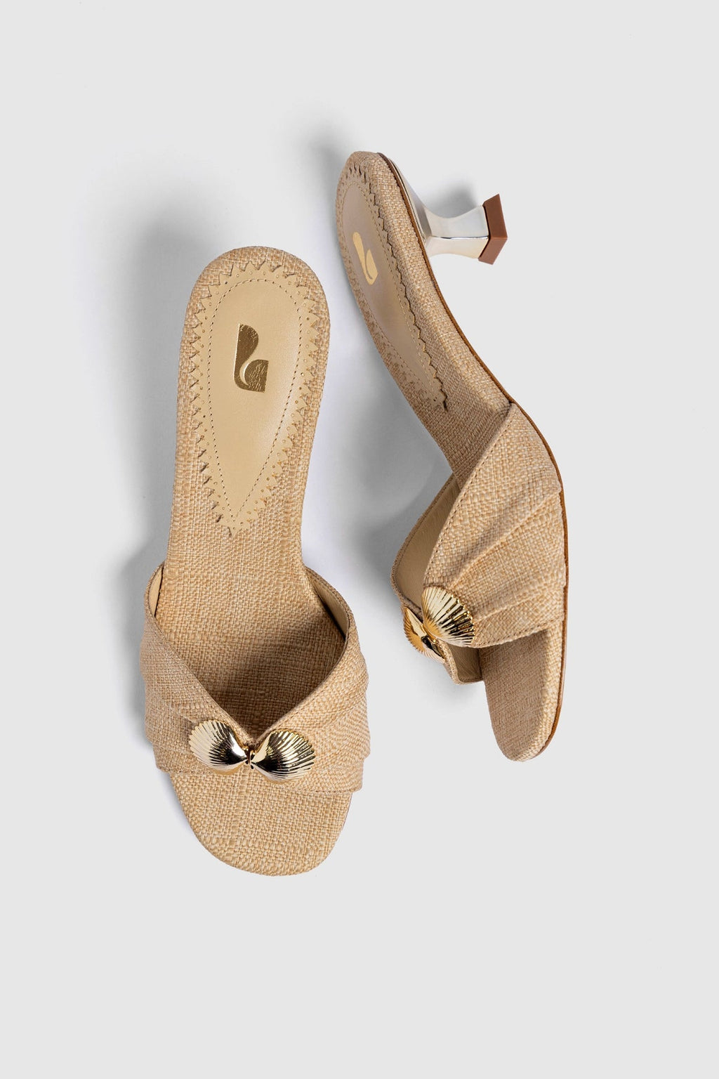 Larroude Coquile Mule Beige Raffia