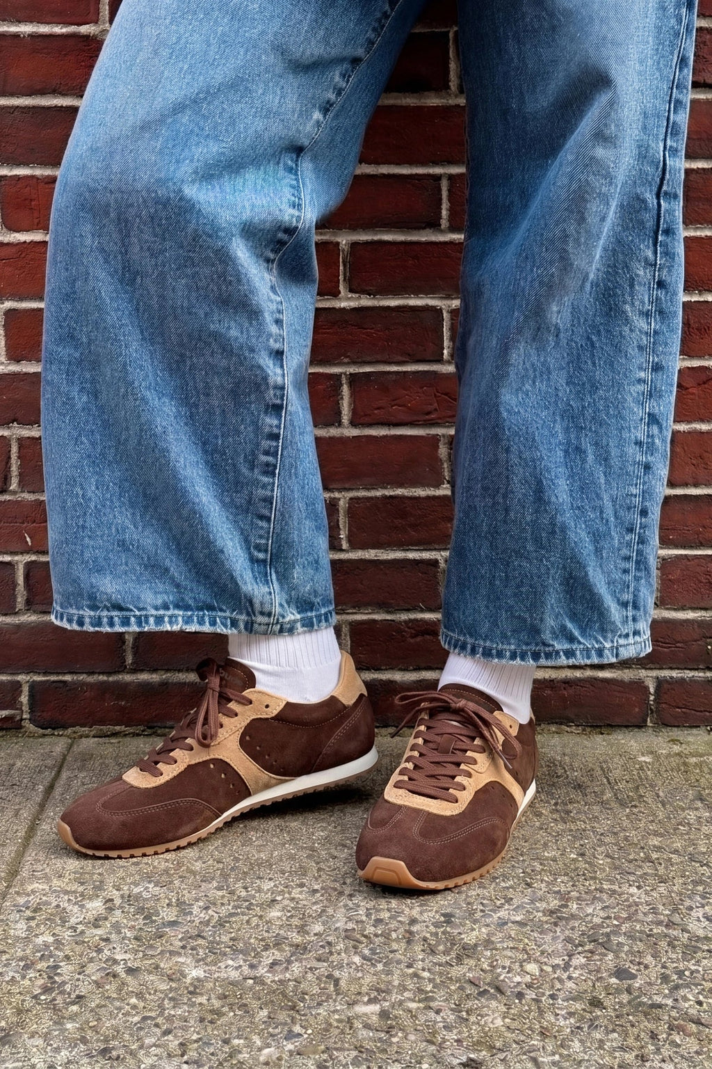 Larroude Stella Sneaker Brown Suede