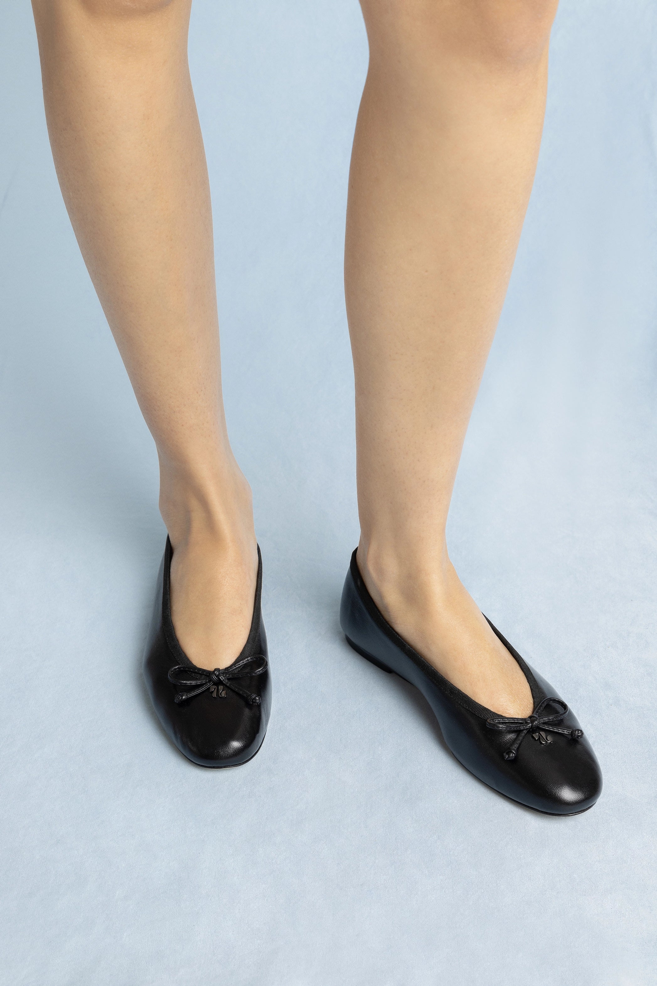 Larroude Pavlova Ballet Flat In Black Leather