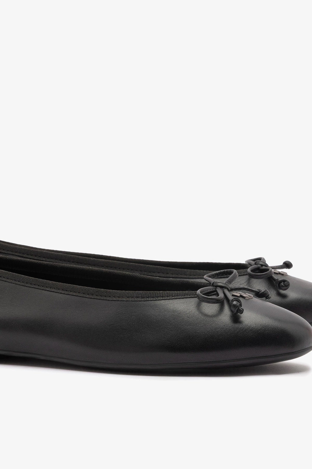 Larroude Pavlova Ballet Flat In Black Leather
