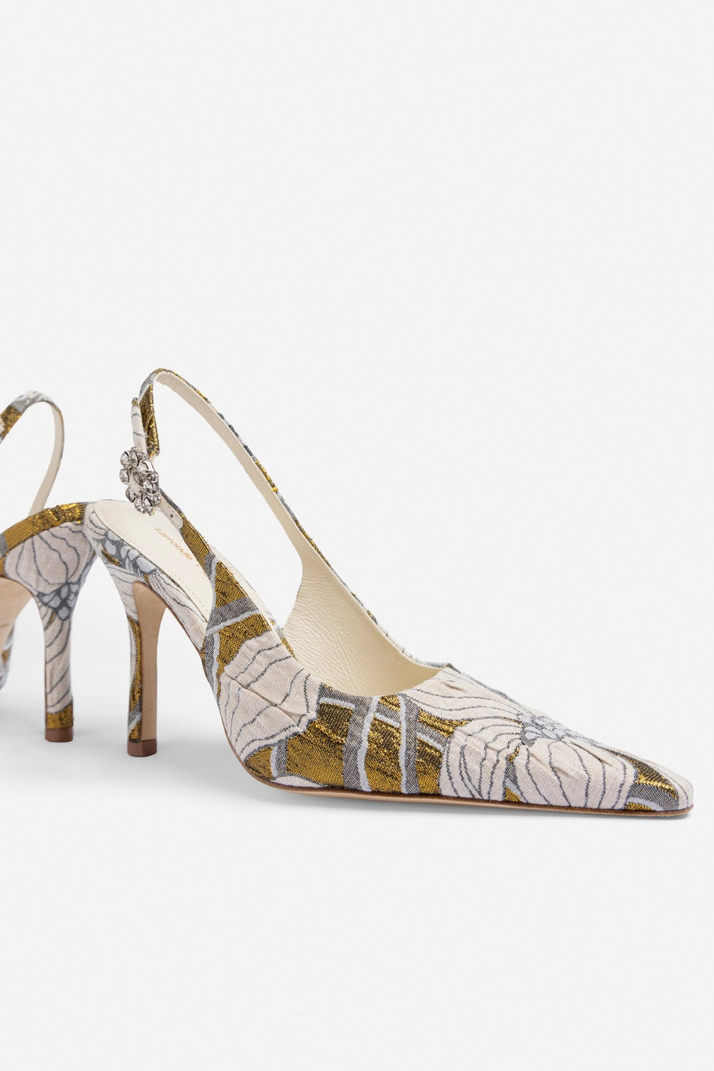 Larroude Larroudé by Markarian: Carine Pump Gold Floral Jacquard