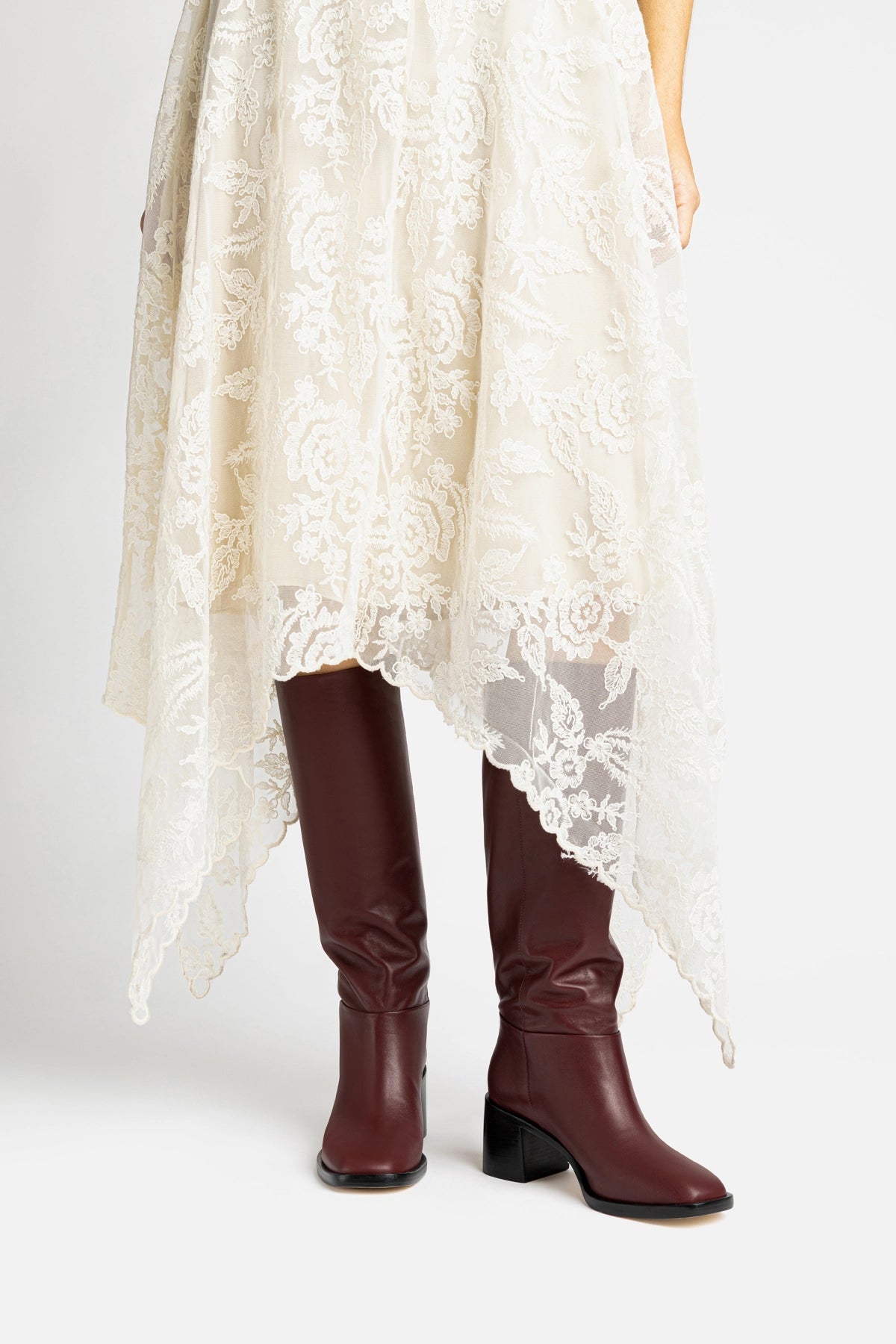 Larroude Ricky Boot In Burgundy Leather