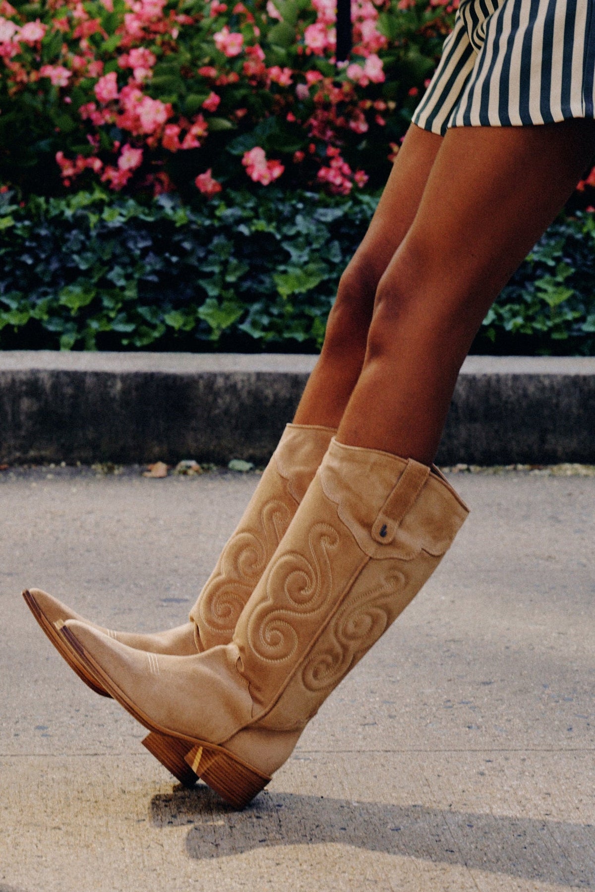Larroude Paloma Boot In Peanut Suede