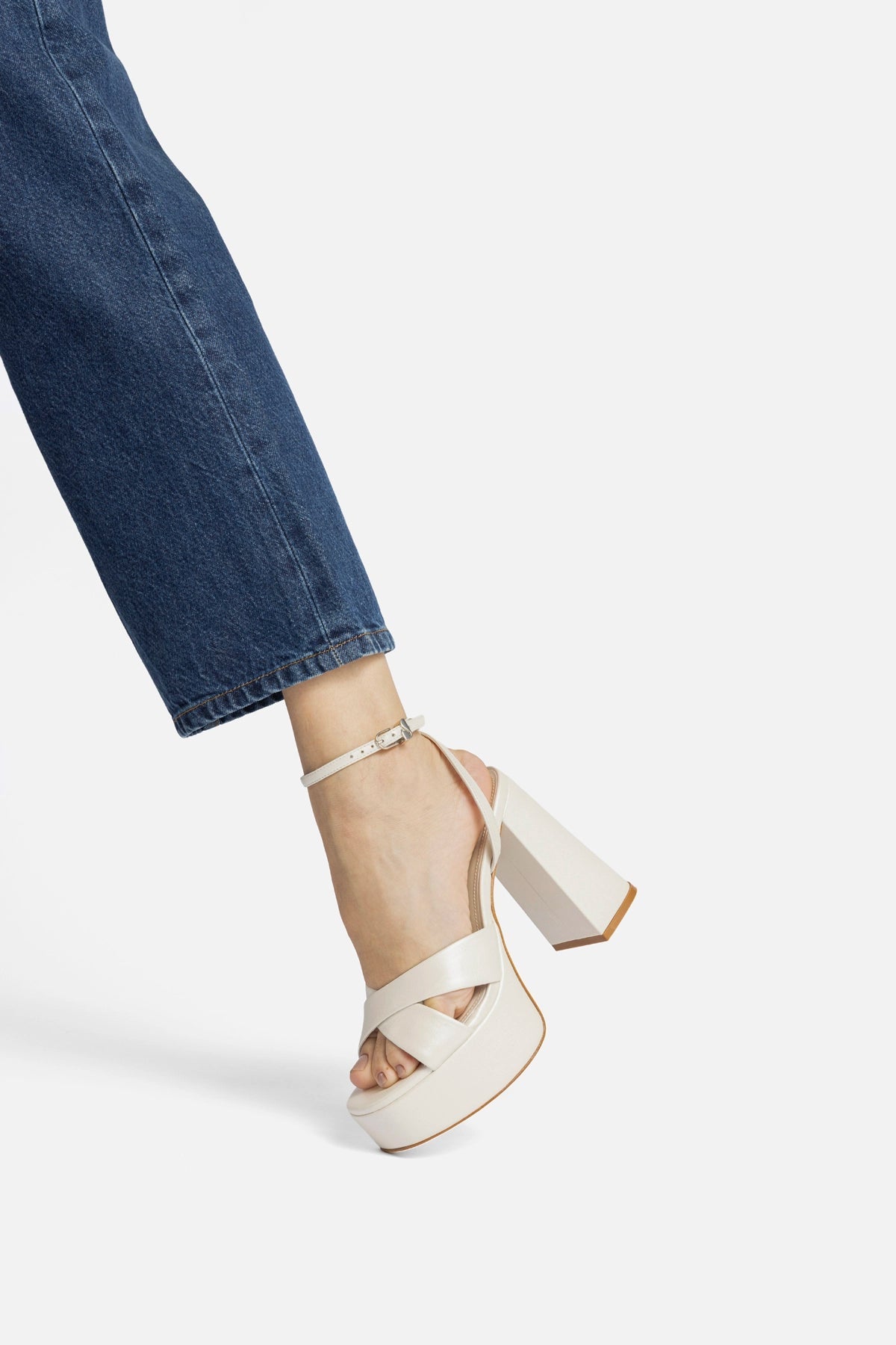 Larroude Dolly X Platform Sandal In Pearl Leather
