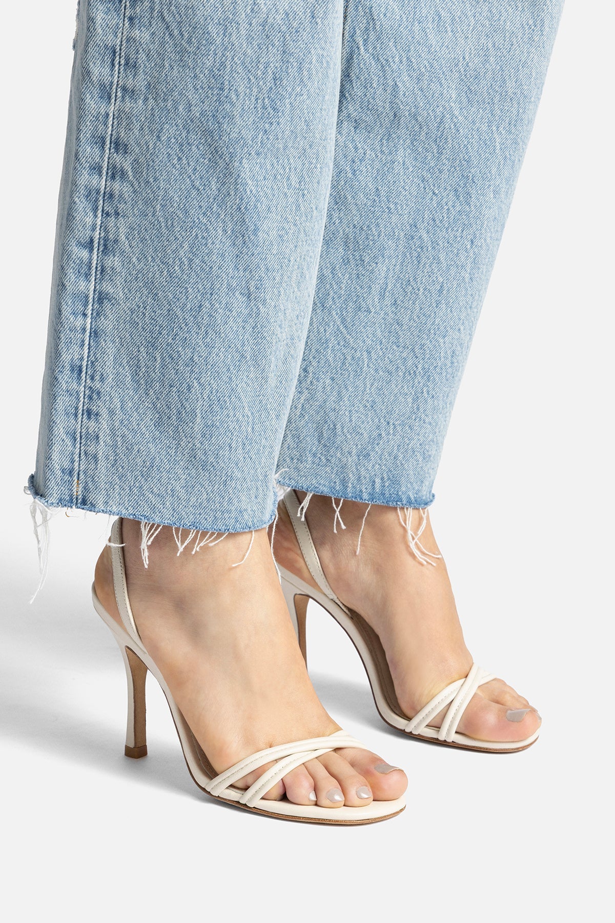 Larroude Annie Sandal In Ivory Leather