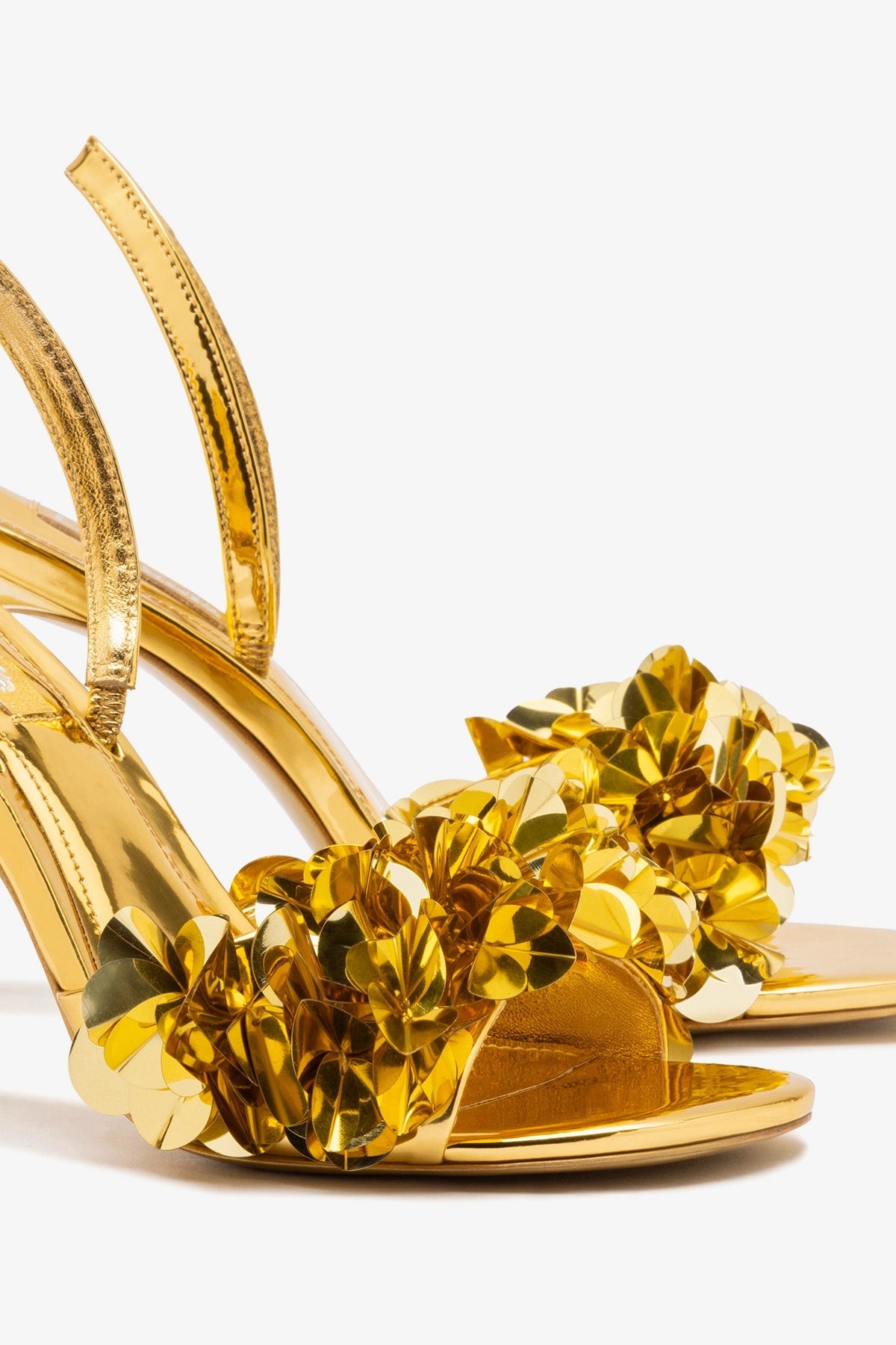 Larroude Morgan Sandal In Gold Specchio